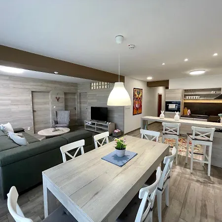 Mj Panorama Apartment